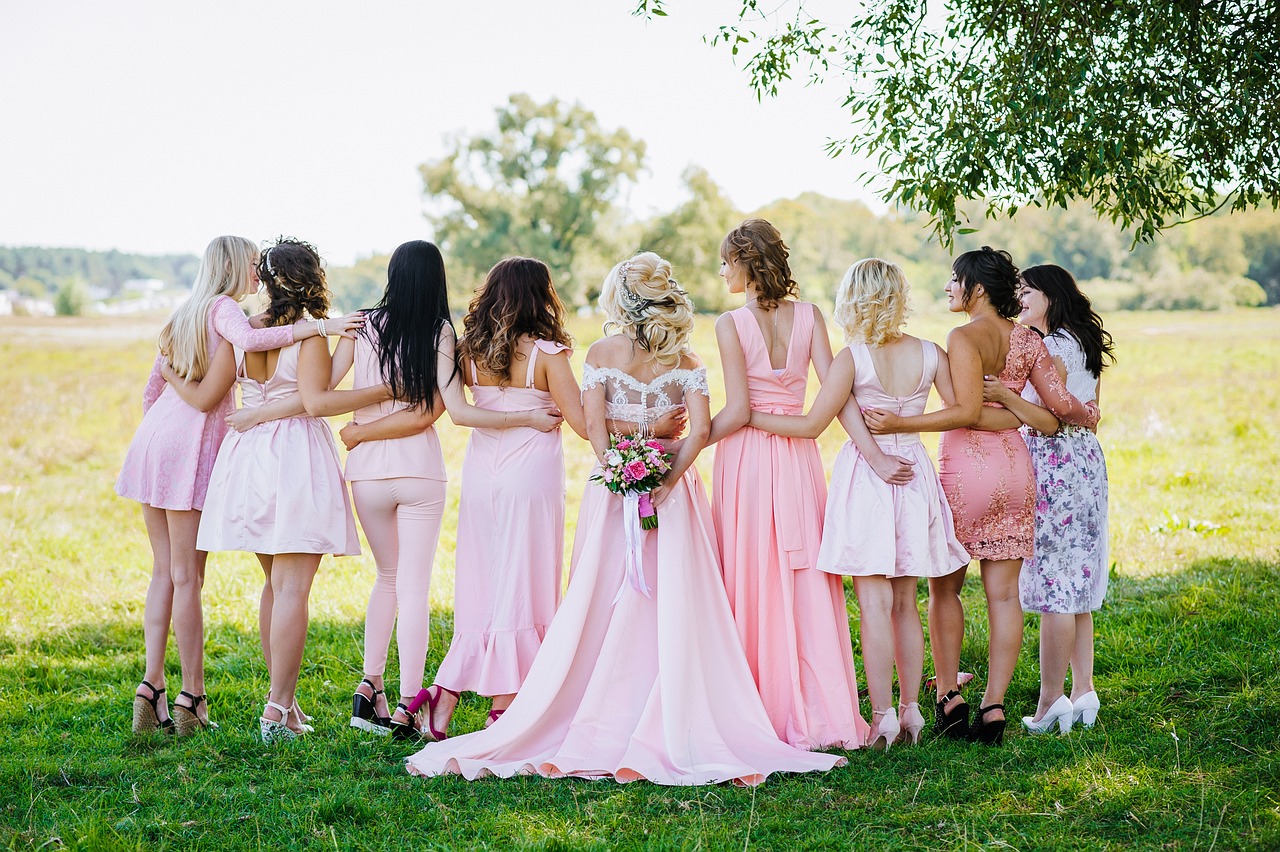 Pastel Bridesmaid Dresses to Create a Colorful Wedding Palette